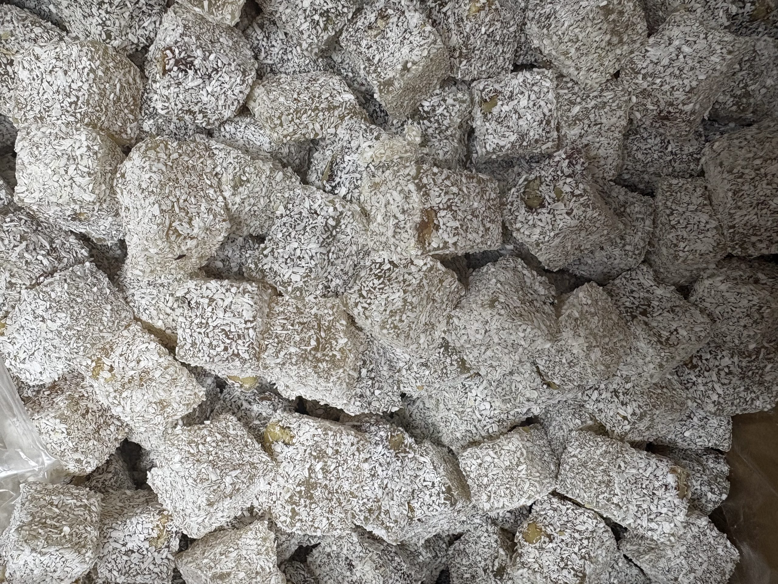 تصویر لوکوم زنجبیل گردویی 